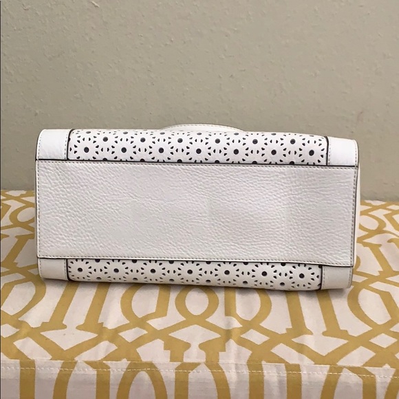 Kate spade white purse NWOT - Picture 5 of 10